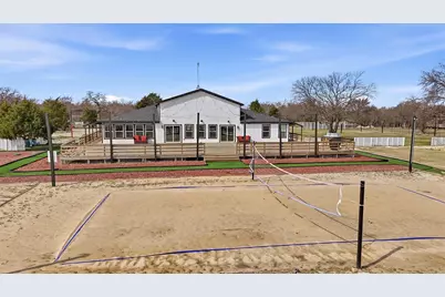 550 County Road 297, Gainesville, TX 76240 - Photo 27