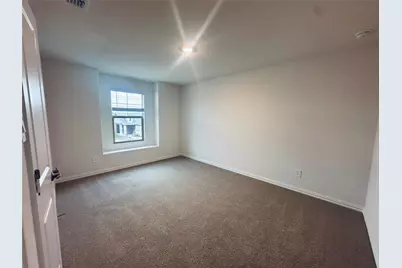 606 Clover Creek Drive, McKinney, TX 75071 - Photo 17