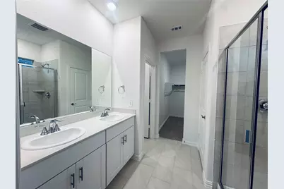 606 Clover Creek Drive, McKinney, TX 75071 - Photo 9