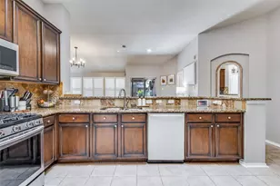 5225 China Berry Dr, McKinney, TX 75050 - Photo 9