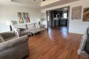 718 N Union St, Whitesboro, TX 76273 - Photo 3