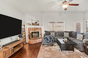 8963 Winding River Dr, Fort Worth, TX 76118 - Photo 9