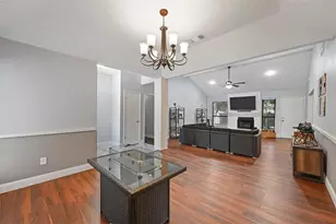2530 Seven Hills Dr, Grand Prairie, TX 75052 - Photo 13