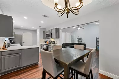 2530 Seven Hills Drive, Grand Prairie, TX 75052 - Photo 11