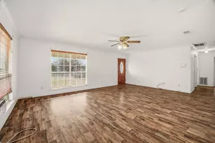 301 E 2nd St, Weatherford, TX 76086 - Photo 7