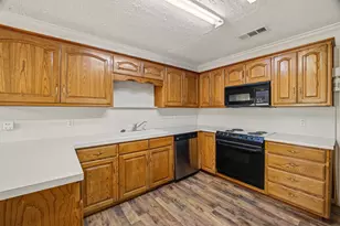 301 E 2nd St, Weatherford, TX 76086 - Photo 11