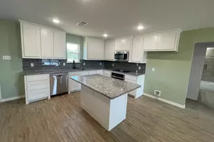 109 Spruce Tree Ct, Poolville, TX 76487 - Photo 5