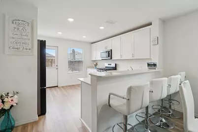 14109 Danesdale Drive, Pilot Point, TX 76258 - Photo 9