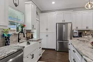 393 E Pennsylvania Ave, Van, TX 75790 - Photo 19