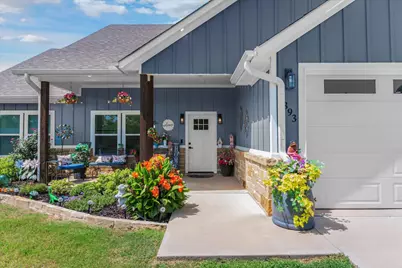 393 E Pennsylvania Avenue, Van, TX 75790 - Photo 1