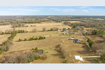 305 County Road 45800, Blossom, TX 75416 - Photo 29