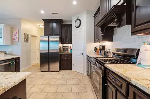 305 County Rd 45800, Blossom, TX 75416 - Photo 11