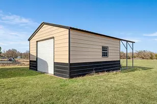 305 County Rd 45800, Blossom, TX 75416 - Photo 23