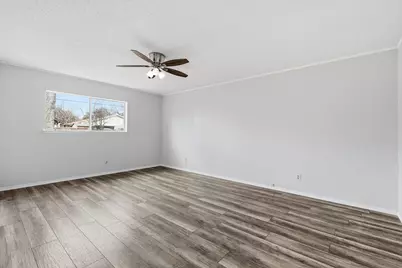 1113 Kingston Drive, Lewisville, TX 75067 - Photo 11