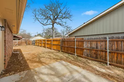 1113 Kingston Drive, Lewisville, TX 75067 - Photo 23