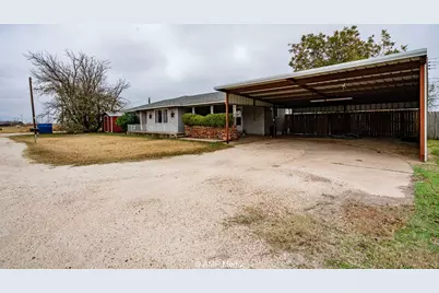 510 W Irving Street, Munday, TX 76371 - Photo 23