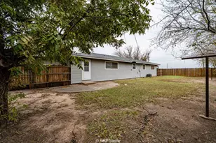 510 W Irving St, Munday, TX 76371 - Photo 19
