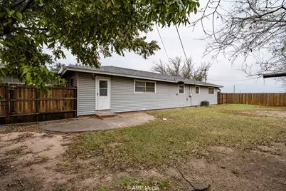 510 W Irving Street, Munday, TX 76371 - Photo 21