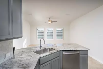 702 Grassland Way, Arlington, TX 76002 - Photo 7