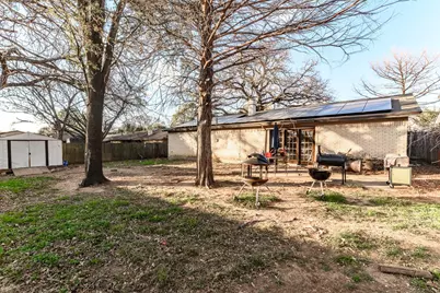 2108 Warwick Drive, Arlington, TX 76015 - Photo 15