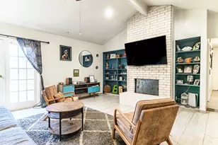 2108 Warwick Dr, Arlington, TX 76015 - Photo 5