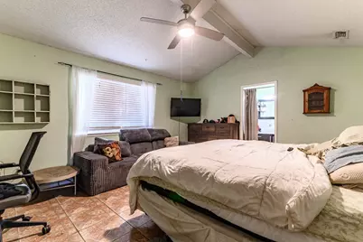 2108 Warwick Drive, Arlington, TX 76015 - Photo 9