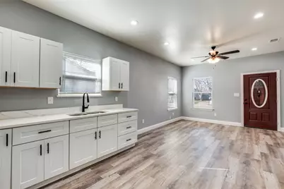 3622 Cauthorn Drive, Dallas, TX 75210 - Photo 7