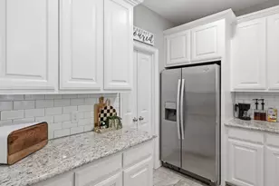 810 Chestnut Grove Dr, Cleburne, TX 76033 - Photo 25