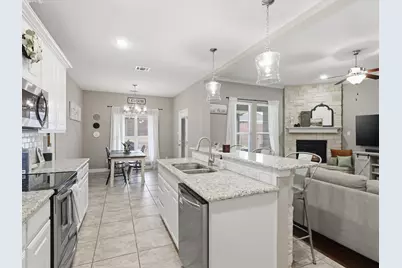 810 Chestnut Grove Drive, Cleburne, TX 76033 - Photo 23