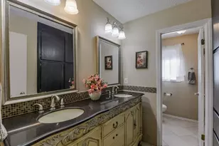 1609 Delta Dr, Arlington, TX 76012 - Photo 29