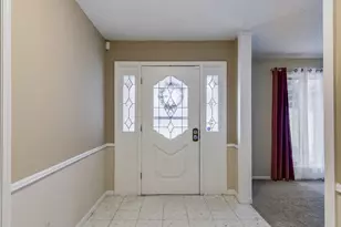 1609 Delta Dr, Arlington, TX 76012 - Photo 3