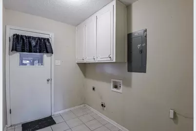 1609 Delta Drive, Arlington, TX 76012 - Photo 15