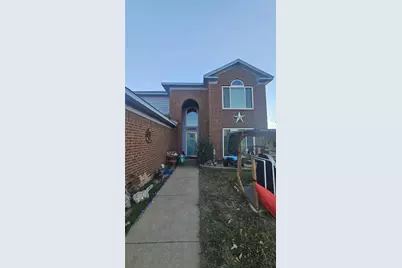 1101 Highland Station Drive, Saginaw, TX 76131 - Photo 3