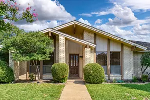 2121 Stone Creek Dr, Plano, TX 75075 - Photo 1