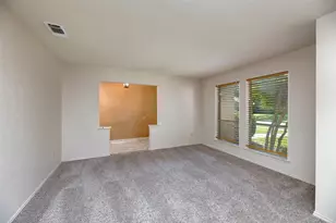 2121 Stone Creek Dr, Plano, TX 75075 - Photo 7