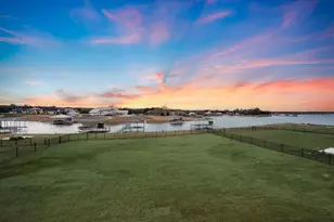 1805 Laguna Bay S, Pelican Bay, TX 76020 - Photo 39