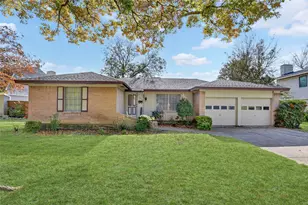 12118 Ridgefair Pl, Farmers Branch, TX 75234 - Photo 1