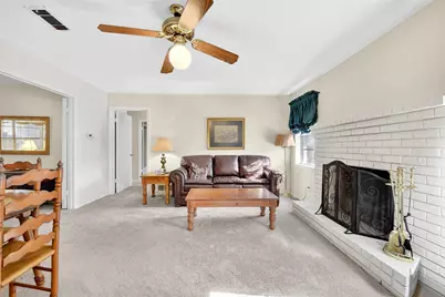 12118 Ridgefair Place, Farmers Branch, TX 75234 - Photo 9