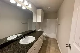 3033 Weave Ct, Granbury, TX 76049 - Photo 9