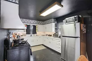 2517 Wayside Ave, Fort Worth, TX 76110 - Photo 13