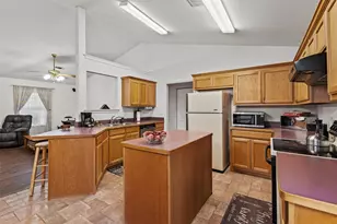 80 N Campbell Rd, Sadler, TX 76264 - Photo 23