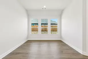 208 Bristol Ln, Azle, TX 76020 - Photo 11