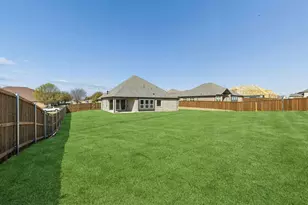 208 Bristol Ln, Azle, TX 76020 - Photo 27