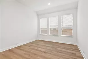 208 Bristol Ln, Azle, TX 76020 - Photo 11