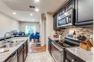 8601 Park Ln, Dallas, TX 75231 - Photo 11