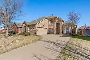 11712 Pheasant Creek Dr, Fort Worth, TX 76244 - Photo 1