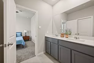 3210 Hampton Dr, Richland Hills, TX 76118 - Photo 23