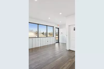 902 E Moore Avenue, Terrell, TX 75160 - Photo 3