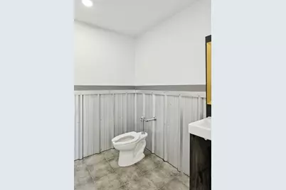 902 E Moore Avenue, Terrell, TX 75160 - Photo 9