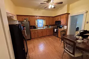 600 Pine St, Corsicana, TX 75110 - Photo 3